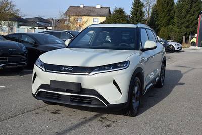 BYD Atto 2 Atto2 64,8 kWh Comfort Österreich Paket **Vorbe...