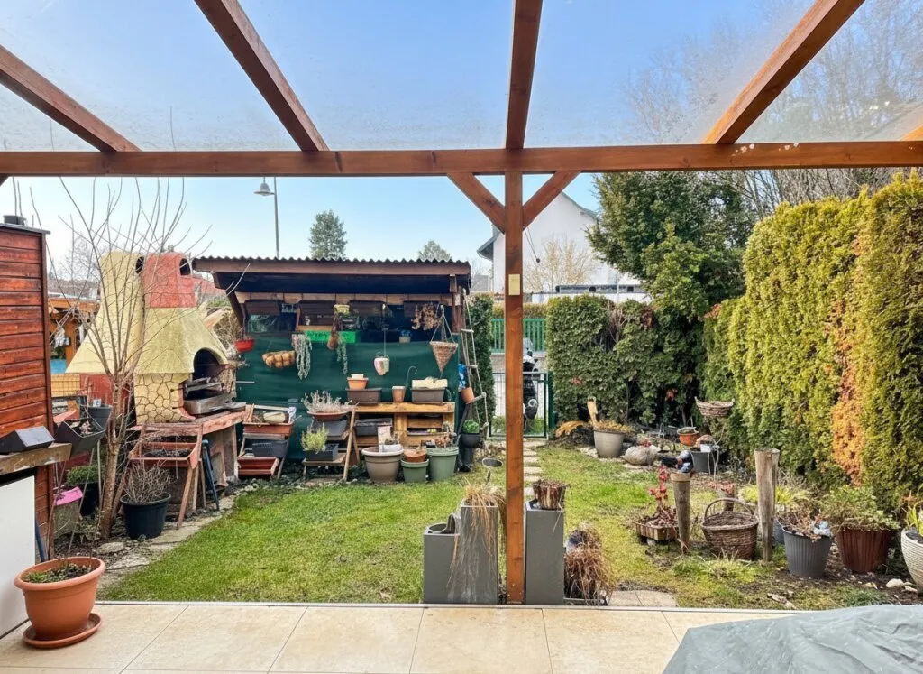 Familienfreundliches Reihenhaus mit Garten und Stellplatz an der Stadtgrenze Wiens - Leopoldsdorf bei Wien - Widok 2