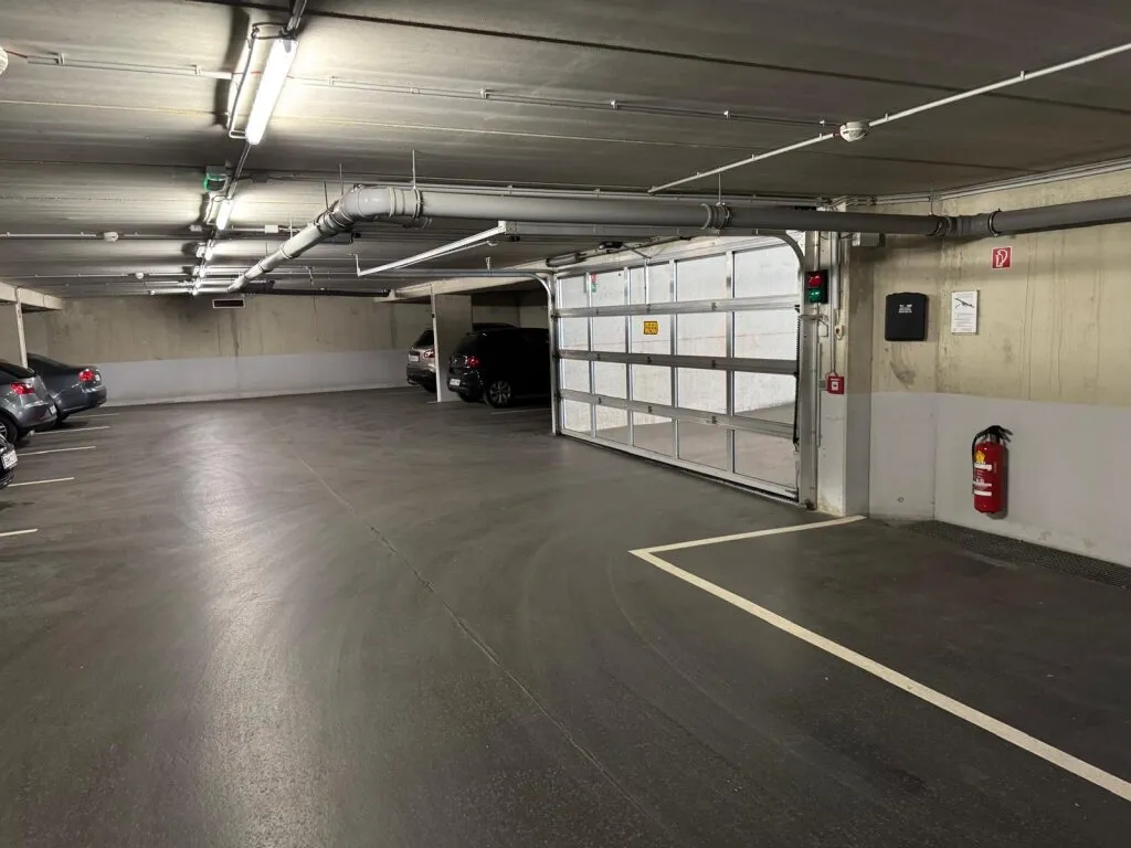 Pelzgasse 20 - großzügiger Motorradstellplatz mit Platz für mehrere einspurige Fahrzeuge - Ansicht 3