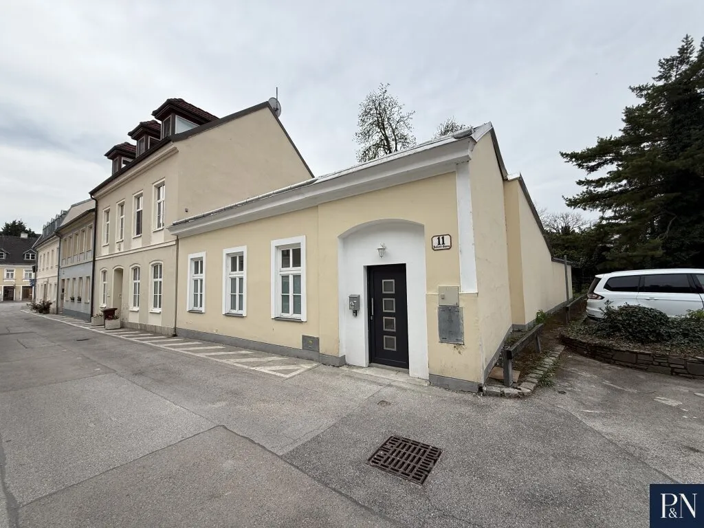Stadthaus in Bestlage Badens - Wohnen & Entwicklungspotenzial im Herzen der Stadt, Baden