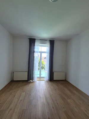4-Zimmer-Wohnung mieten in Wels-Land – 135 m², € 1.289 – Bild 12 von 13