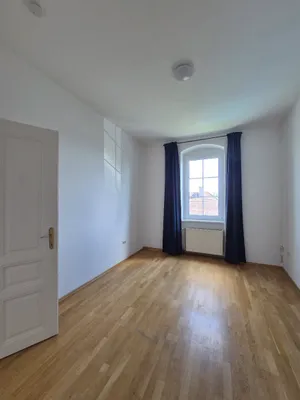 4-Zimmer-Wohnung mieten in Wels-Land – 135 m², € 1.289 – Bild 8 von 13