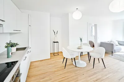 FLO07 | südwestliche 2-Zimmer-Wohnung mit hervorragendem Grundriss und Loggia an der Alten Donau | Besichtigung am 06.07. (Anmeldung notwendig) – Bild 2