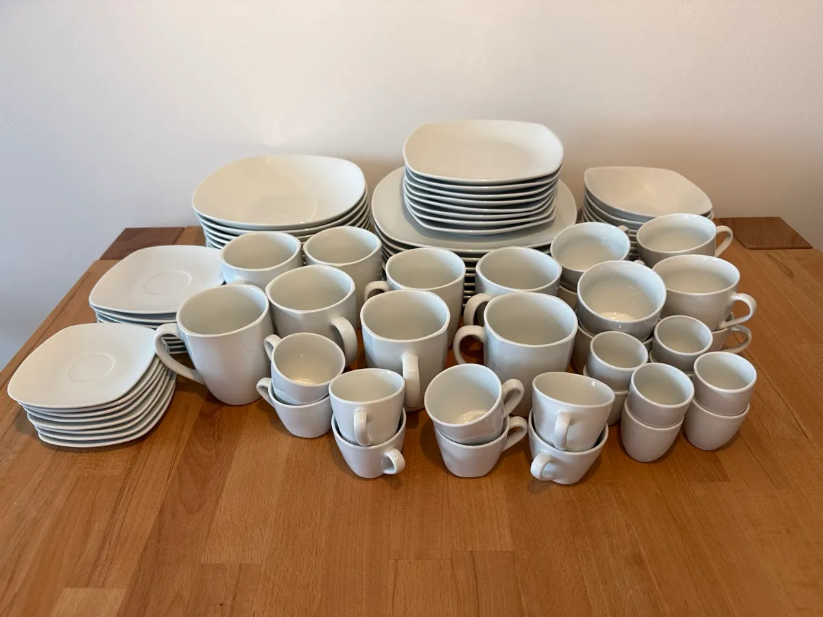 Creatable KOMBISERVICE Square 8 Personen, € 0,- (1050 Wien)