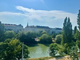 Unmöblierte, Provisionsfreie Garconiere mit Donaukanalblick 4. Liftstock