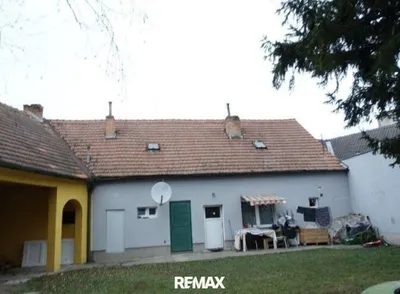 Grundstück kaufen in Wiener Neustadt Land – 693 m², € 499.000