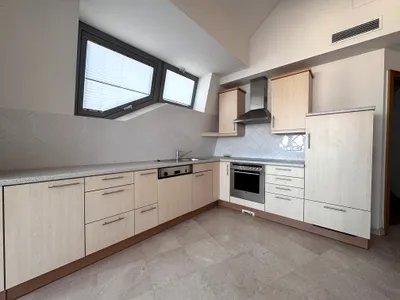 7-Zimmer-Wohnung mieten in Wien – 350 m², € 6.427 – Bild 10 von 24