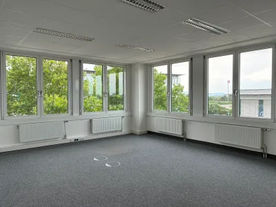 Gewerbeimmobilie mieten in Bruck an der Leitha – 114 m², € 1.475 – Bild 3 von 6