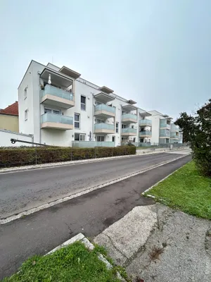 1-Zimmer-Wohnung mieten in Linz – 29,85 m², € 320 – Bild 3 von 4