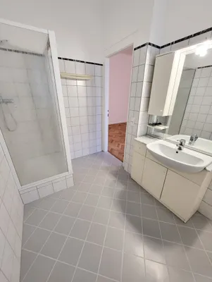 5-Zimmer-Wohnung mieten in Wien – 186 m², € 2.500 – Bild 4 von 8