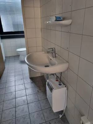 5-Zimmer-Gewerbeimmobilie mieten in Steyr – 195 m², € 860 – Bild 10 von 11
