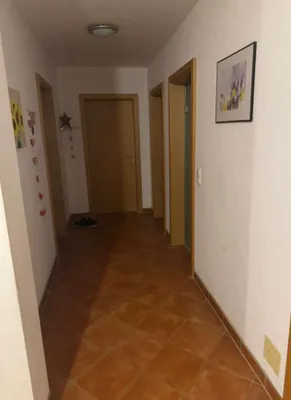 9-Zimmer-Haus mieten in Eferding – 250 m², € 2.000 – Bild 7 von 12