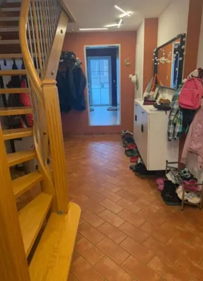 9-Zimmer-Haus mieten in Eferding – 250 m², € 2.000 – Bild 4 von 12