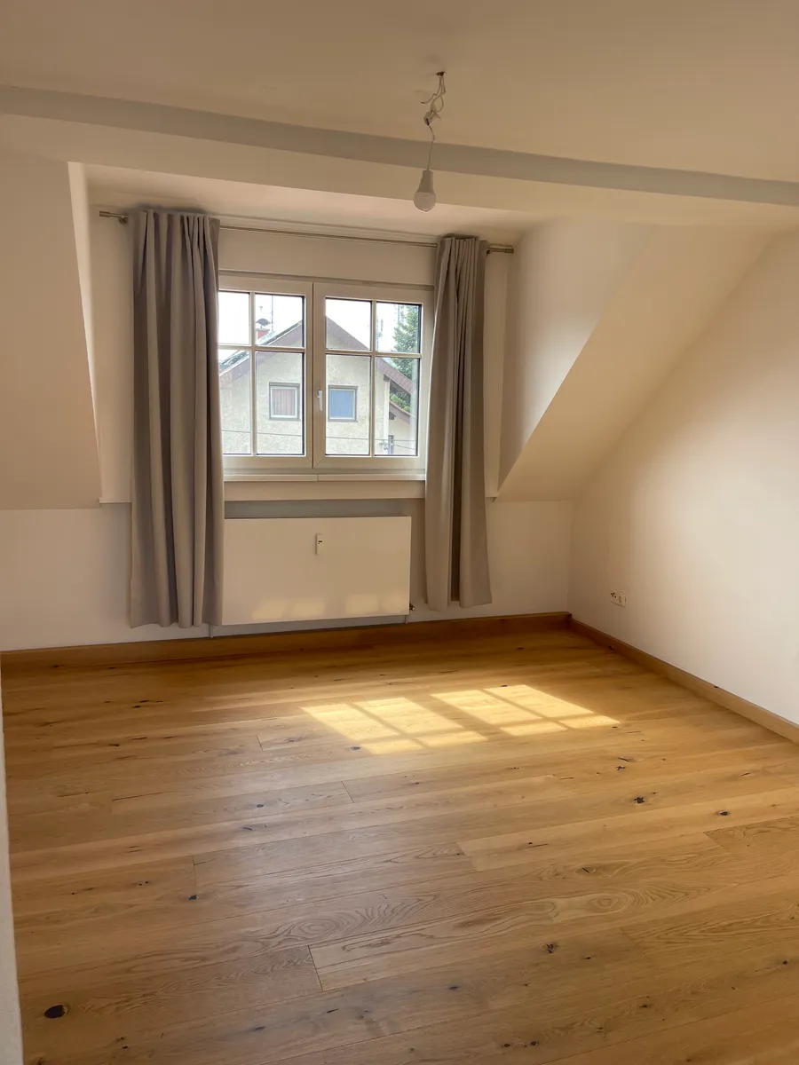2 Zimmer Wohnung mit Balkon - Ansicht 3