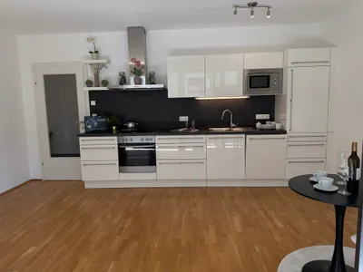 Helle 2-Zimmer-Wohnung mit großem Balkon & Tiefgarage - ein Zuhause zum Ankommen_T10, photo 2