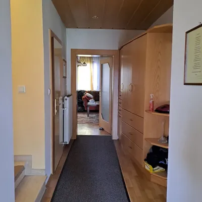 6-Zimmer-Haus kaufen in Neunkirchen – 135 m², € 459.000 – Bild 10 von 29