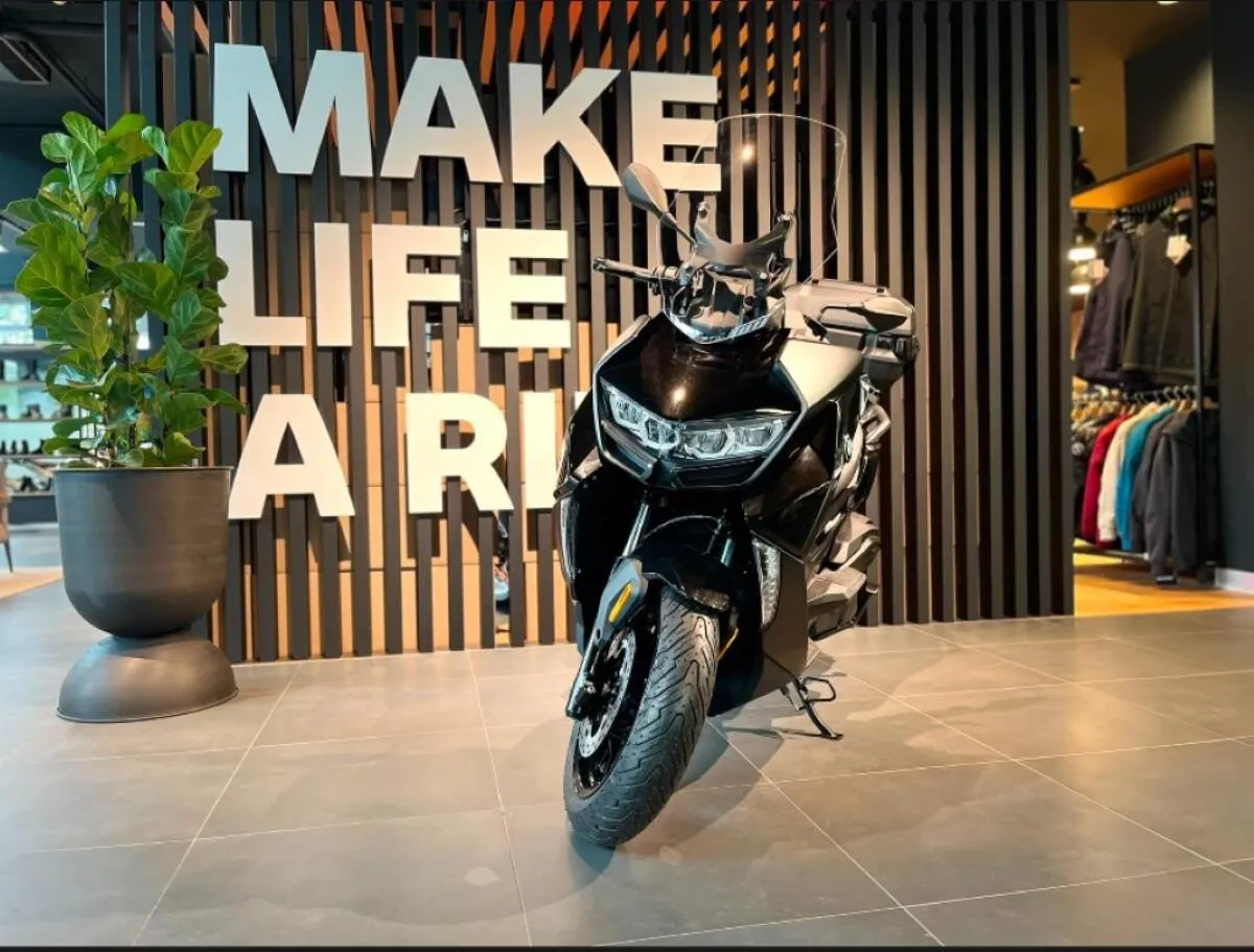 BMW C400