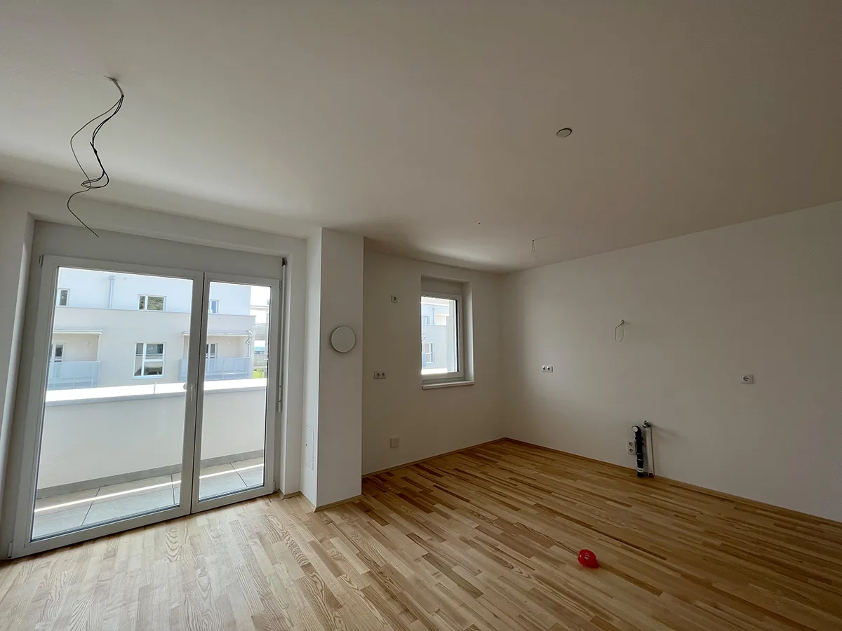 3-Zimmer-Wohnung mit 2 Loggien, 2 Balkonen + Dachterrasse - kurzfristig verfügbar! - Ansicht 2