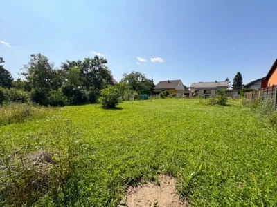 Grundstück kaufen in Gänserndorf – 721 m², € 219.000