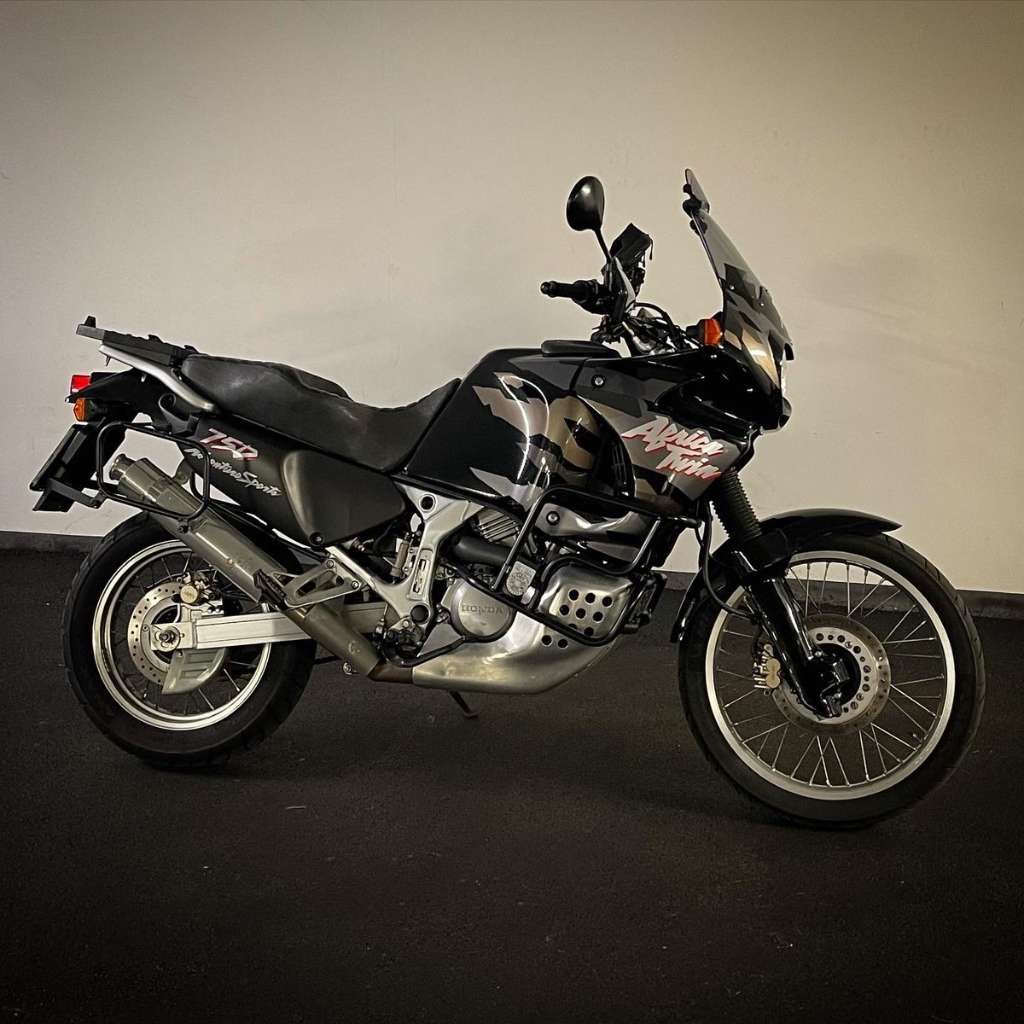 Honda XR V 750 Africa Twin Enduro