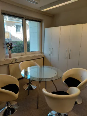 1-Zimmer-Gewerbeimmobilie mieten in Salzburg Stadt – 30 m², € 744 – Bild 3 von 4