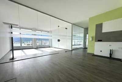 Gewerbeimmobilie mieten in Innsbruck – 280 m², € 4.900 – Bild 9 von 9