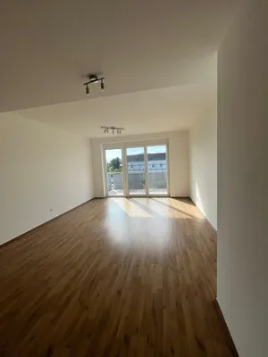 3-Zimmer-Wohnung mieten in Baden – 70,75 m², € 989 – Bild 3 von 17