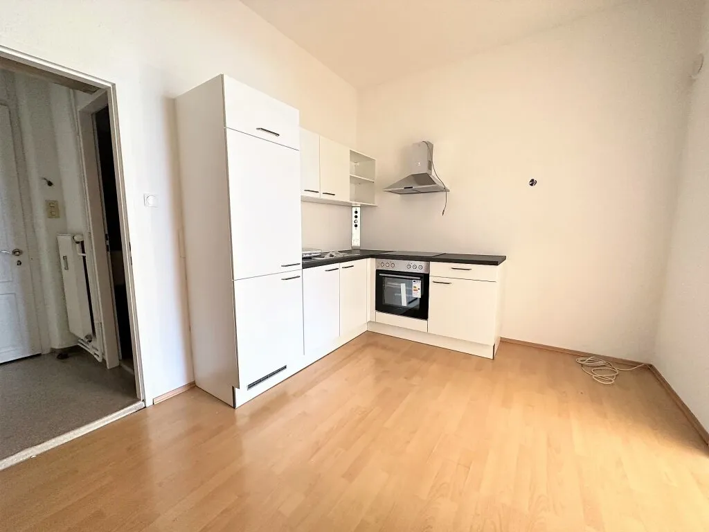PROVISIONSFREI - Gemütliche 2-Zimmer Wohnung mit extra Küche in unmittelbarer Nähe zur AVL – pohled 2