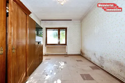 7-Zimmer-Immobilie kaufen in Hollabrunn – 180 m², € 178.000 – Bild 8 von 36