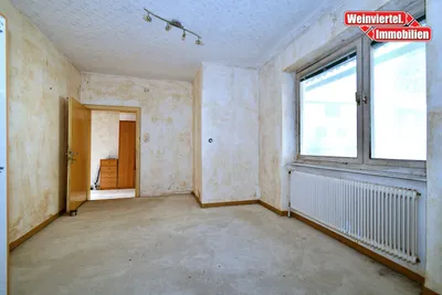 7-Zimmer-Immobilie kaufen in Hollabrunn – 180 m², € 178.000 – Bild 13 von 36