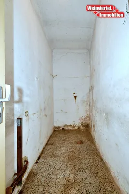 7-Zimmer-Immobilie kaufen in Hollabrunn – 180 m², € 178.000 – Bild 17 von 36
