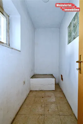 7-Zimmer-Immobilie kaufen in Hollabrunn – 180 m², € 178.000 – Bild 16 von 36