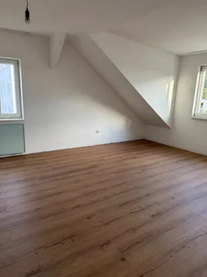 Wohnung mieten in Neunkirchen – 80 m², € 750 – Bild 5 von 12
