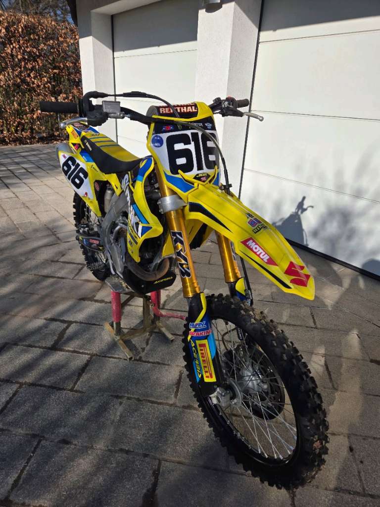 Suzuki RM -Z 250 Motocross