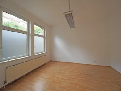 4-Zimmer-Gewerbeimmobilie mieten in Wien – 146 m², € 1.560 – Bild 9 von 13