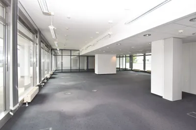 Gewerbeimmobilie mieten in Mödling – 700 m², € 11 – Bild 3 von 10