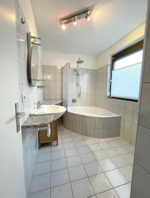 3-Zimmer-Wohnung mieten in Innsbruck-Land – 96 m², € 1.700 – Bild 4 von 12