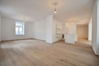 Moderne 3-Zimmer-Wohnung mit charmantem Wintergarten in traumhafter Liegenschaft! – Bild 3