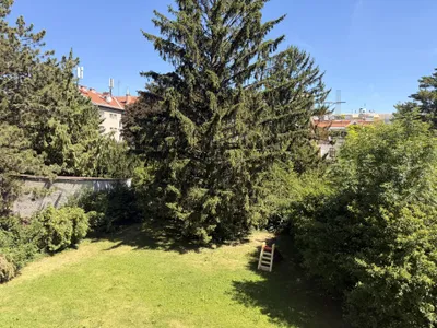 Helle 2-Zimmer Wohnung mit Balkon und Gemeinschaftsgarten – Bild 2