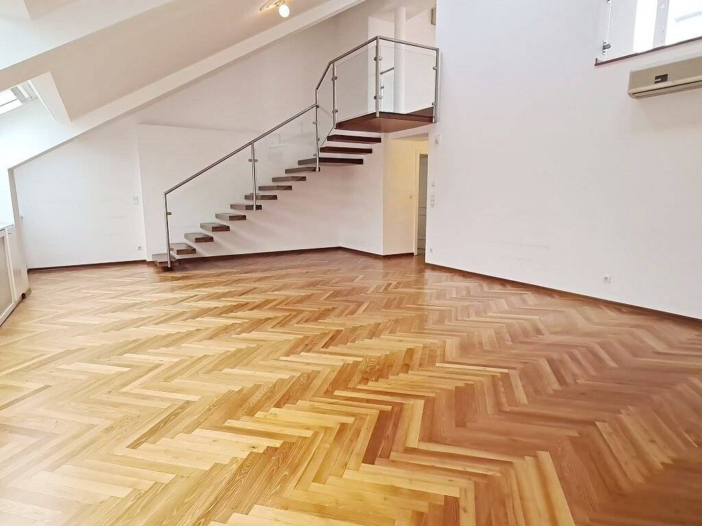 ERSTBEZUG! GENERALSANIERT, Staatsoper-Nähe, klimatisiertes 147 m² Dachgeschoss mit 20 m² Terrasse, 3 Zimmer, Extraküche, Opernring, Wien