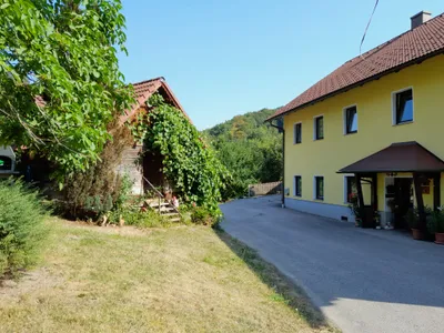 4-Zimmer-Wohnung mieten in Sankt Pölten Land – 90 m², € 820 – Bild 2 von 11