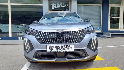 Peugeot 2008 PureTech 100 S&S Allure 6-Gang-Manuell