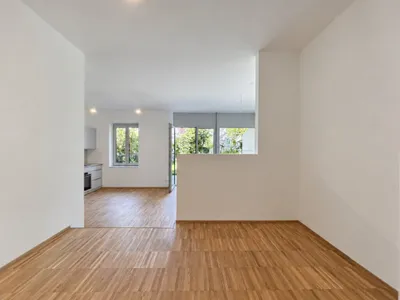 GRÜNBLICK in den ruhigen Innenhof | Erstbezug | vollausgestattete Küche | zwei Badezimmer | Fußbodenheizung und Fußbodenkühlung – Bild 3