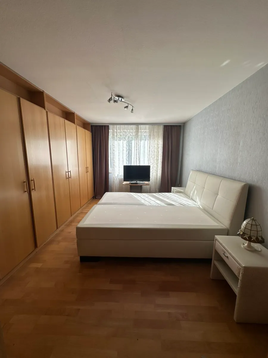 3-Zimmer-Wohnung mit Balkon (Privat), 1100 Wien (Miete inkl. Heizkosten, Warmwasser, und Betriebskosten) - Ansicht 2