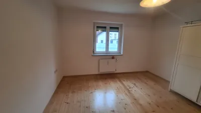 3-Zimmer-Wohnung mieten in Reutte – 78 m², € 1.130 – Bild 2 von 7