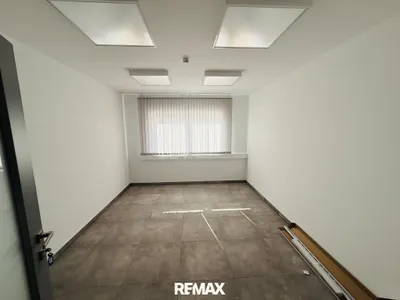 5-Zimmer-Gewerbeimmobilie mieten in Neusiedl am See – 121 m², € 1.580 – Bild 8 von 11