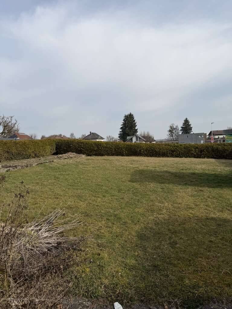 Eingezäuntes Baugrundstück in Neuhofen im Innkreis - Ansicht 2