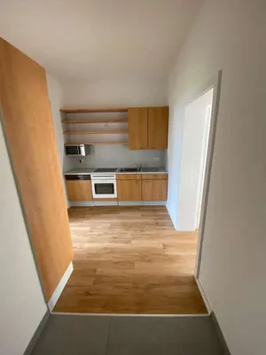 2-Zimmer-Wohnung mieten in Linz Land – 43 m², € 670 – Bild 2 von 8