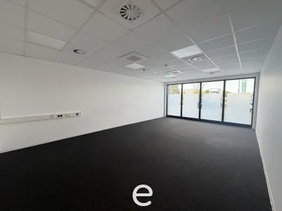 Gewerbeimmobilie mieten in Tulln – 148 m², € 2.491 – Bild 5 von 6