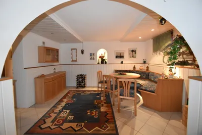 7-Zimmer-Haus kaufen in Amstetten – 279,8 m², € 425.000 – Bild 20 von 21